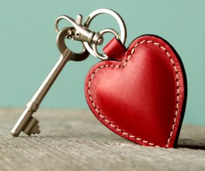 IDEE REGALO ORIGINALI PORTACHIAVI CUORE