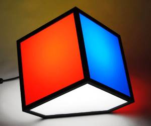 LAMPADA DA TAVOLO CUBE COLORS