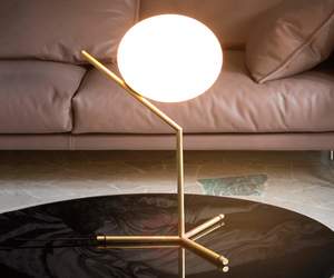 lampada da tavolo design flos planet