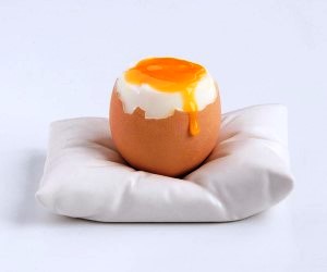 PORTAUOVO CUSCINO REGALI ORIGINALI CUCINA SET 2017