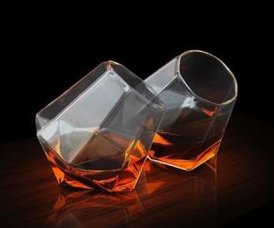 idee regalo originali regali per la cucina bicchieri a forma di diamanti