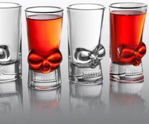 IDEE REGALO ORIGINALI SET 4 BICCHIERINI TESCHIO