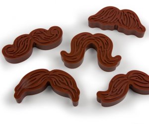 idee regalo originali stampi per biscotti a forma di baffi