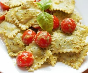 REGALI PER BONGUSTAI CENE DEGUSTAZIONI APERITIVI