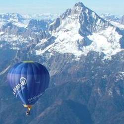 VOLI VOLO VOLARE VIAGGI VIAGGIO VIAGGIARE GIRO GIRI TOUR IN MONGOLFIERA UDINE