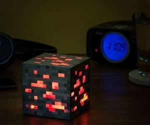 idee regalo originali lampada da tavolo minecraft